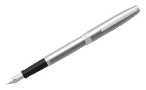 Sagaris™ - Metallic Silver Fountain Pen