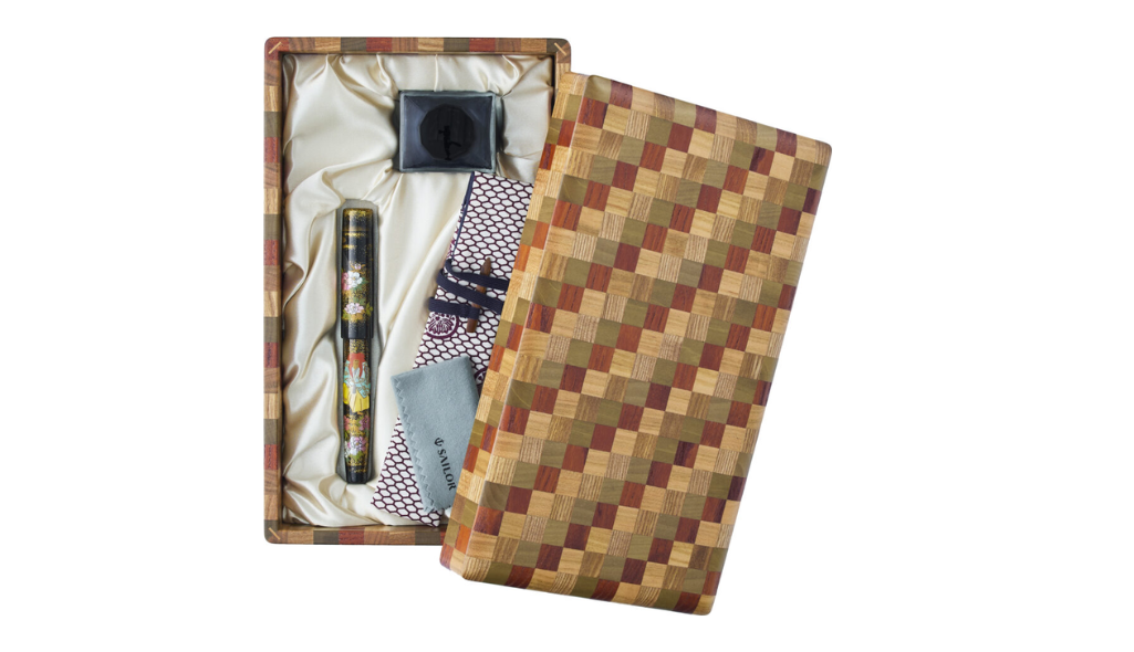 The King of Pen Japanese Classical Performing Arts - Shakkyo Fountain Pen by Isshu Tamura