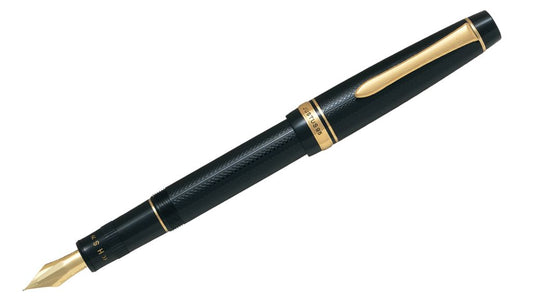 Pilot Justus textured Fountain pen