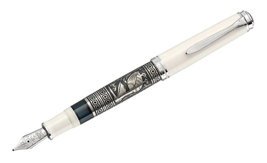 Souverän® M910 Toledo White Special Edition
